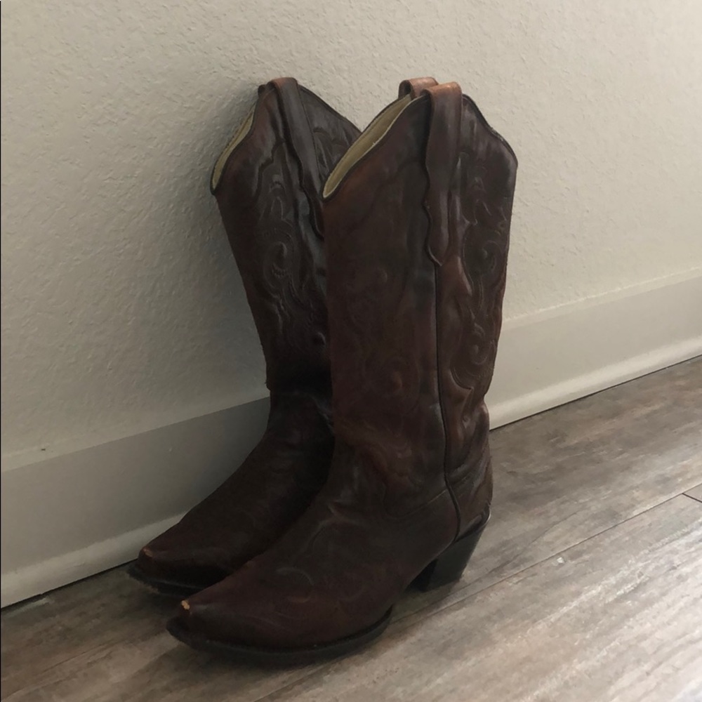Cavender’s corral boots